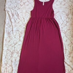 Beeunique Women's Red Long Sleeveless Maternity Dress Size XL